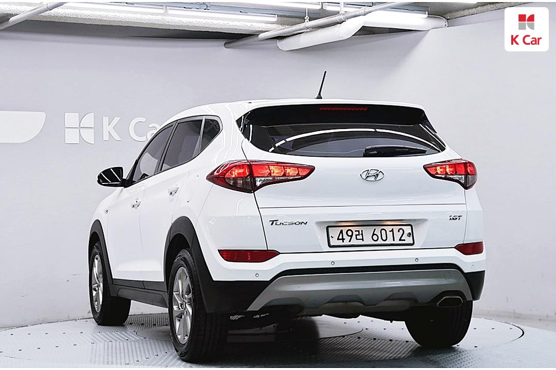 Hyundai Tucson Gasoline 1.6 Turbo 2WD Style 3