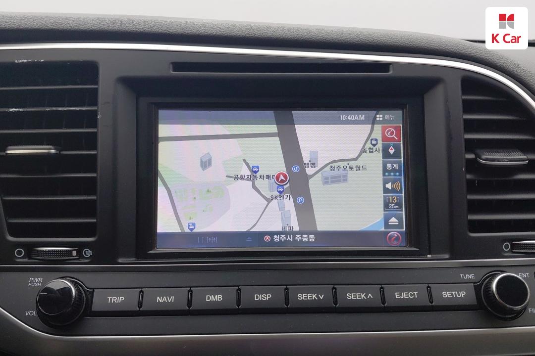 Hyundai Avante AD 1.6 GDI Value Plus 9
