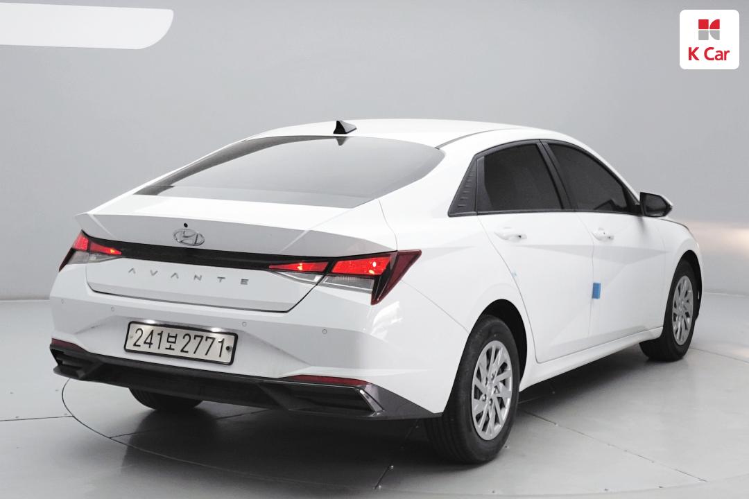 Hyundai Avante CN7 Gasoline 1.6 Smart 3