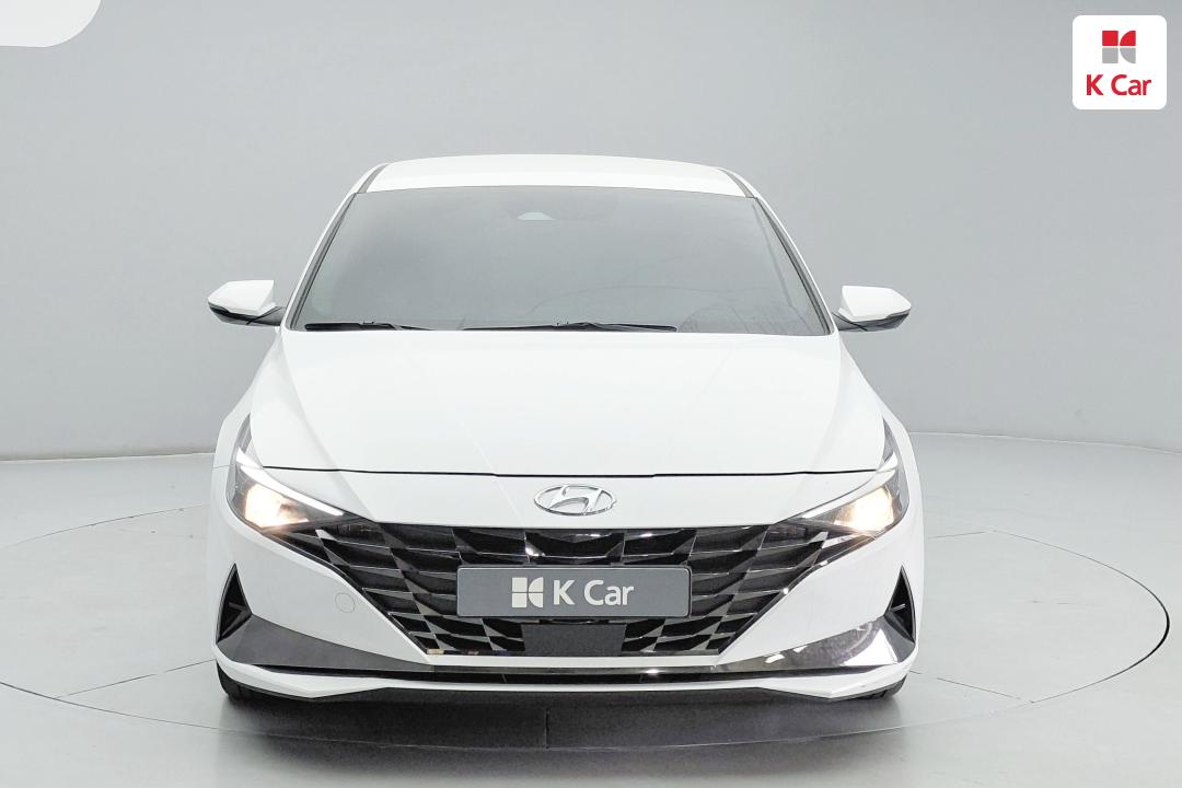 Hyundai Avante CN7 Gasoline 1.6 Smart 4