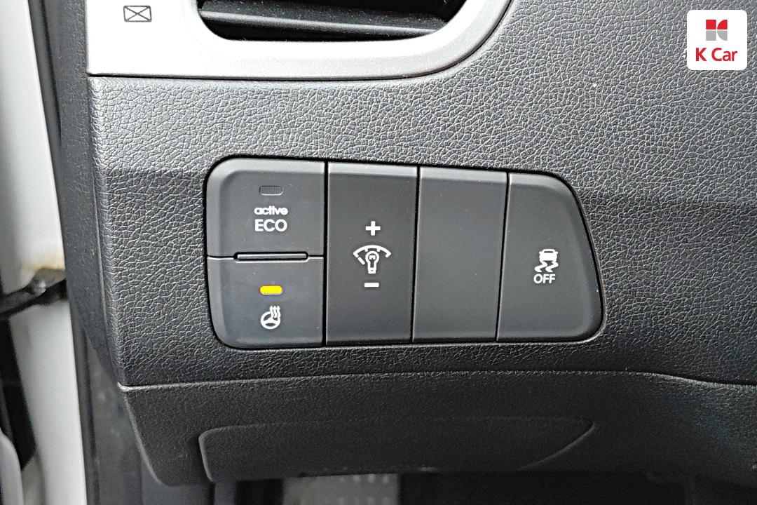 Hyundai Avante MD M16 GDI Smart 7