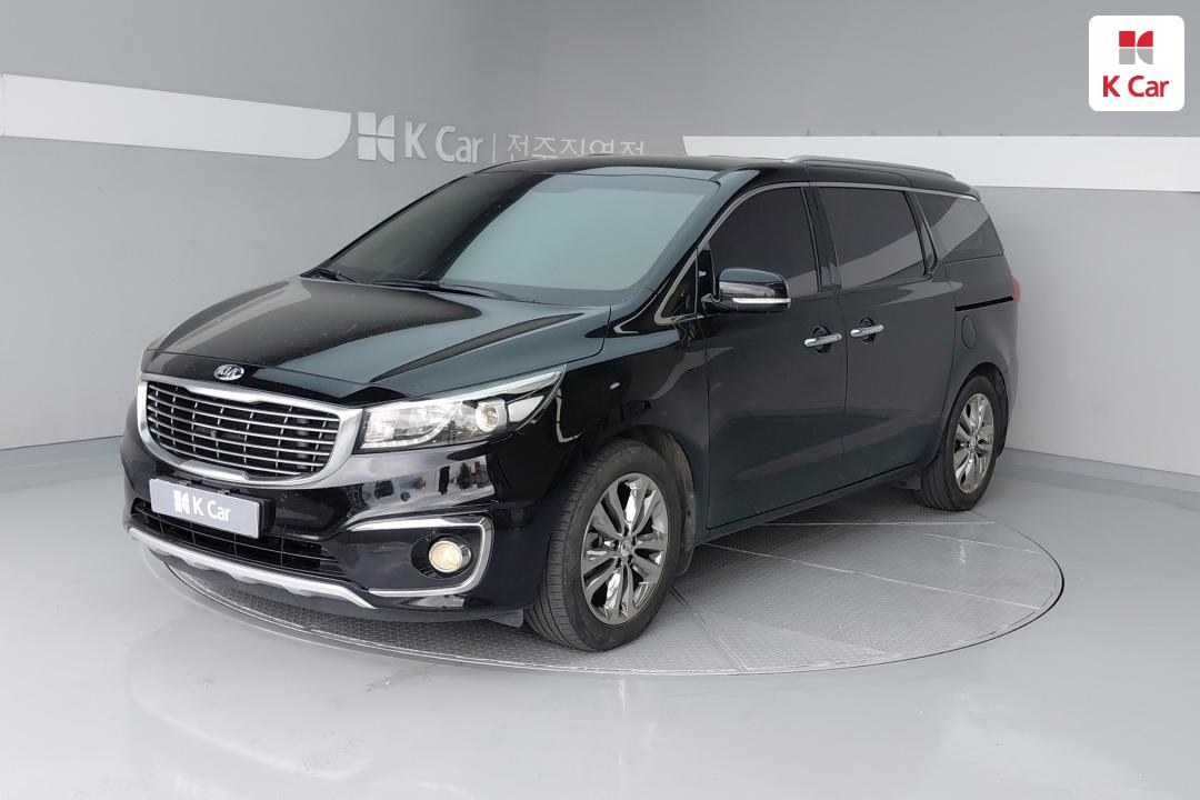 Kia Carnival Limousine VIP