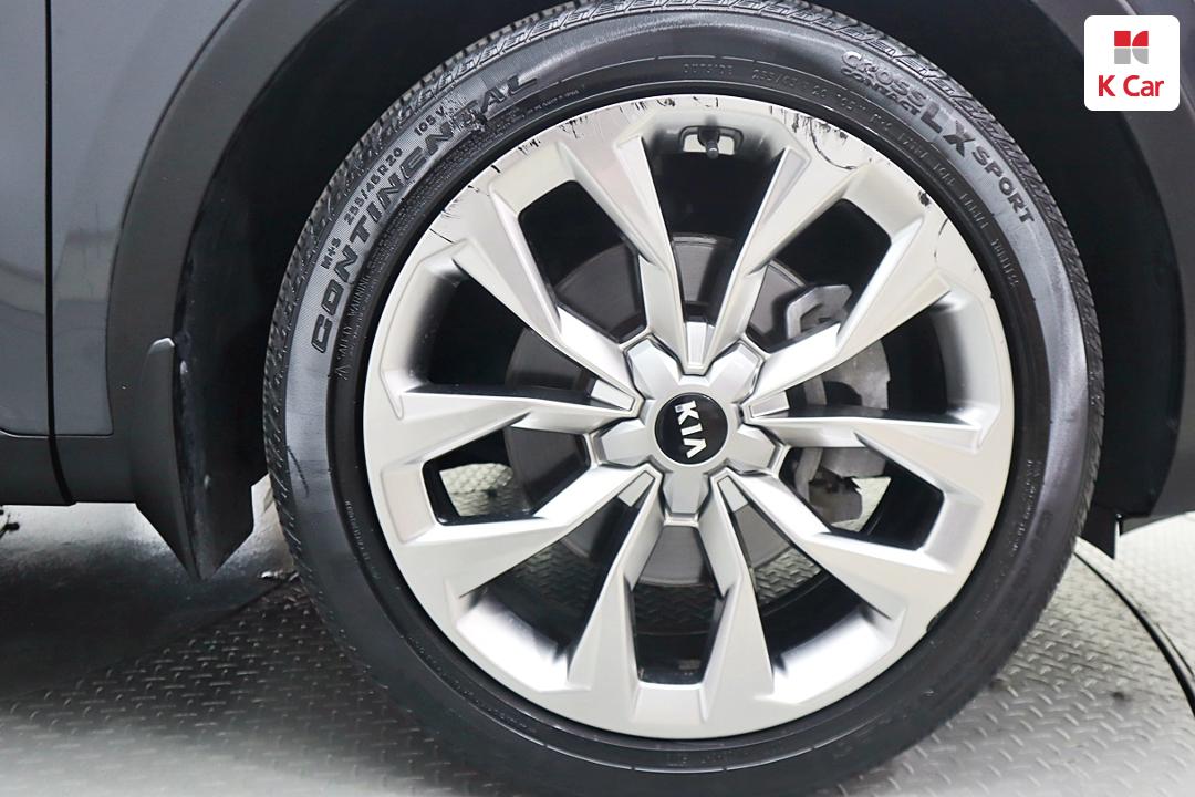 Kia Sorento Diesel 2.2 2WD Signature 8