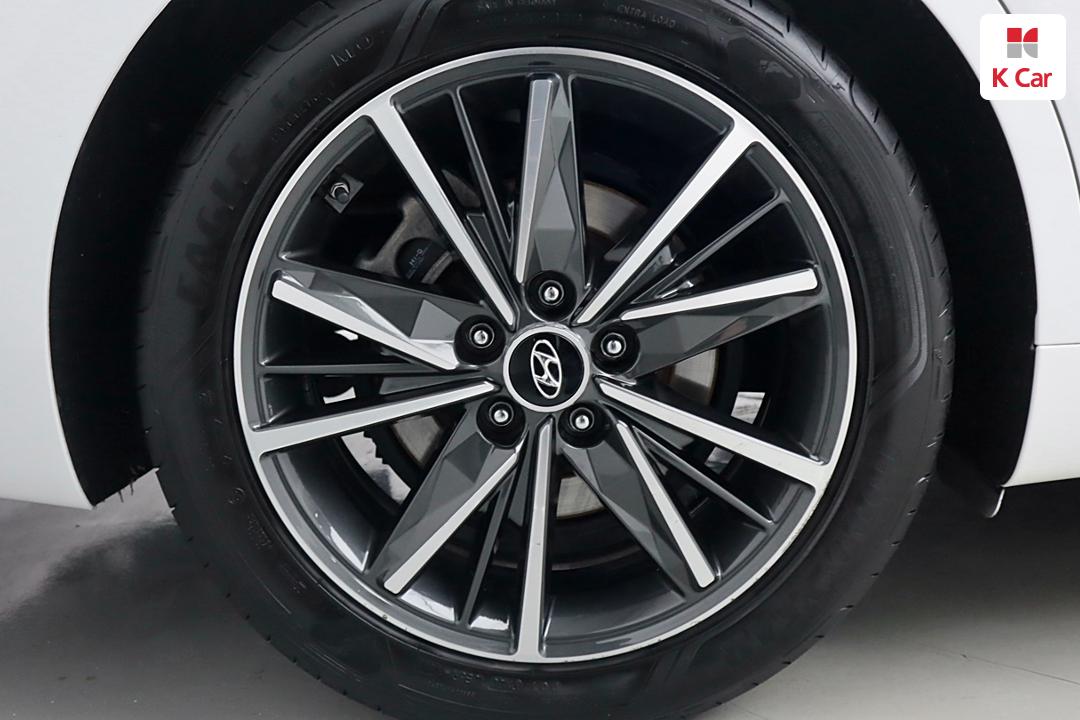 Hyundai Grandeur Gasoline 2.5 LeBlanc 9