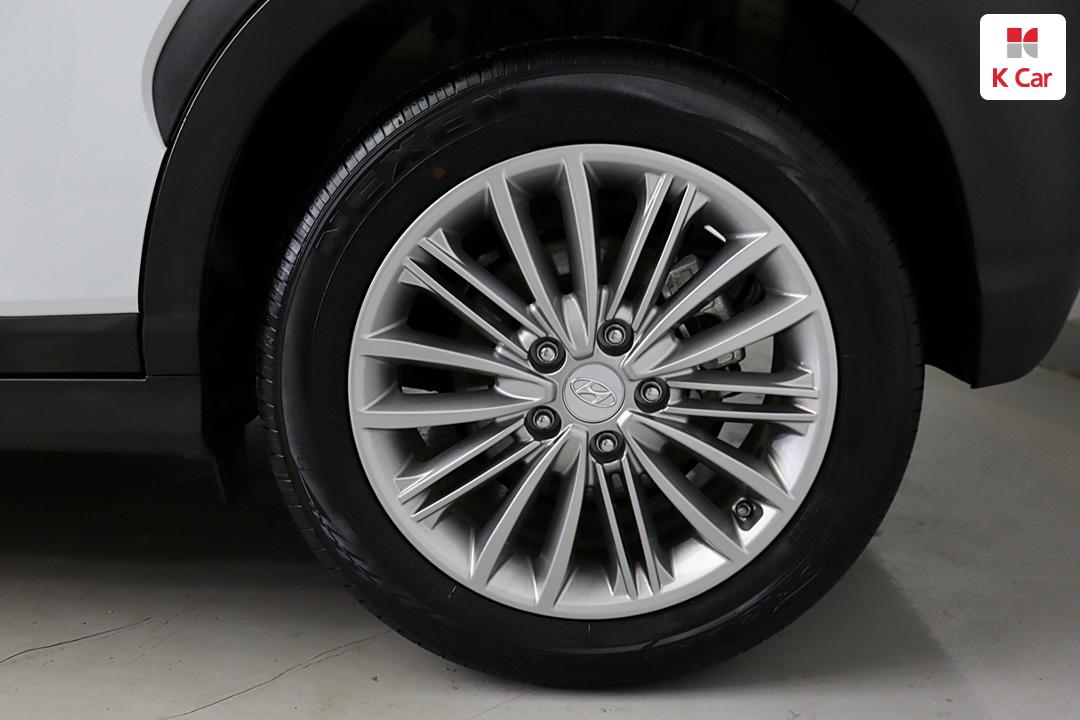 Hyundai Kona 1.6 Turbo 2WD Premium 7