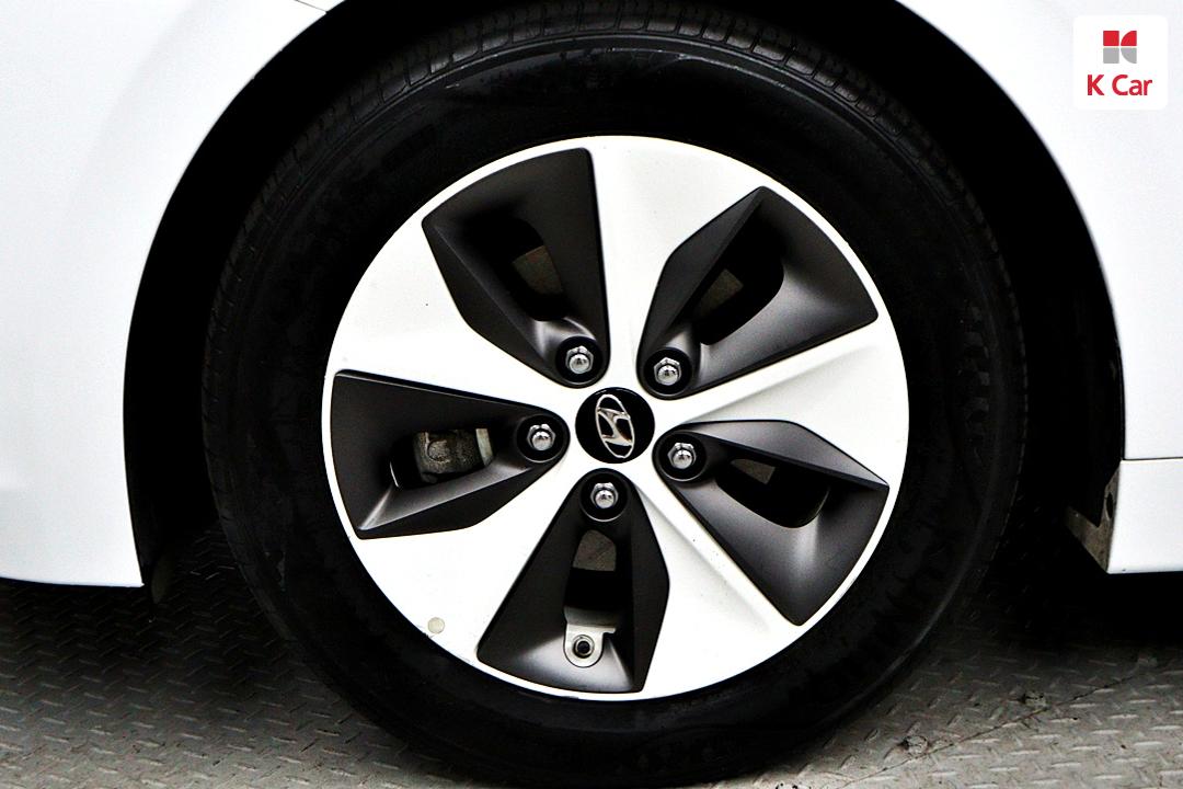Hyundai IONIQ Electric I 6