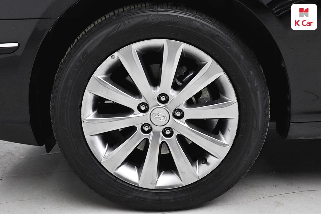 Hyundai Grandeur New Luxury Q270 Luxury Base Type 6
