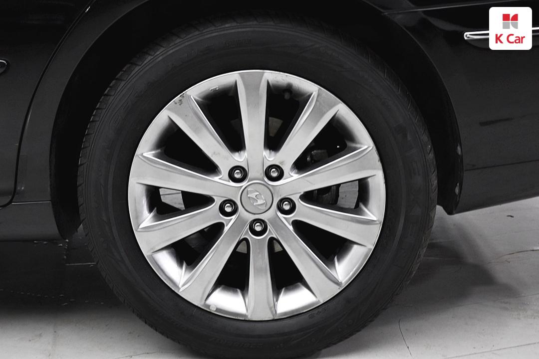 Hyundai Grandeur New Luxury Q270 Luxury Base Type 7