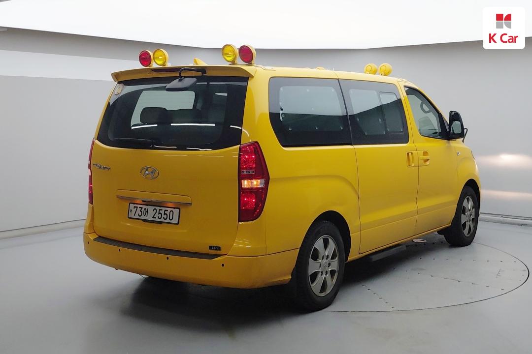 Hyundai Starex Grand LPi 2WD 5