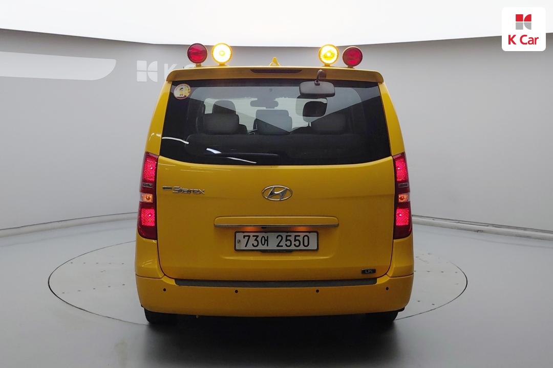 Hyundai Starex Grand LPi 2WD 6