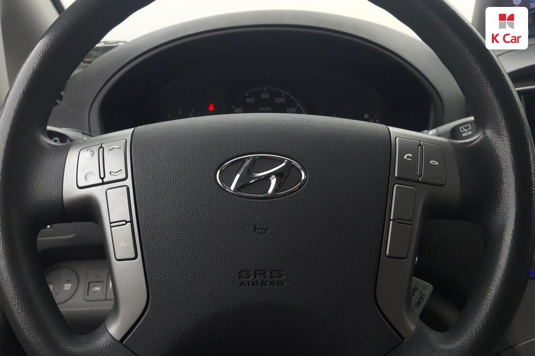 Hyundai Starex Grand LPi 2WD 9