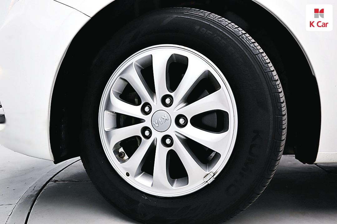 Kia K3 Deluxe 6