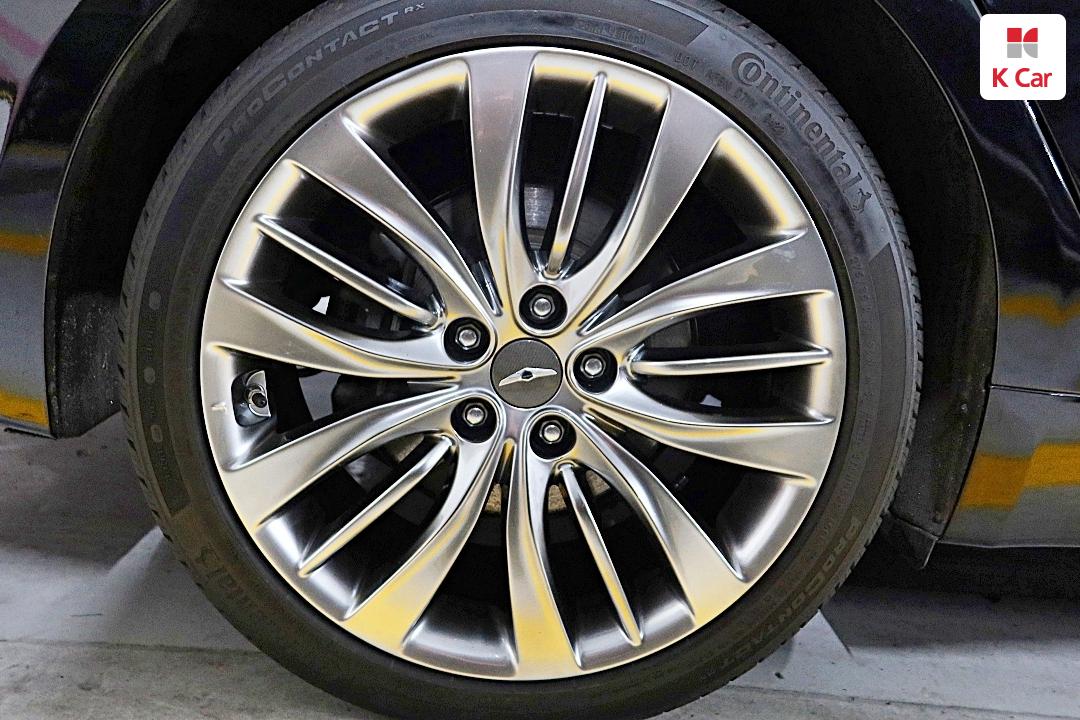 Genesis G80 3.3 GDI AWD Premium Luxury 9