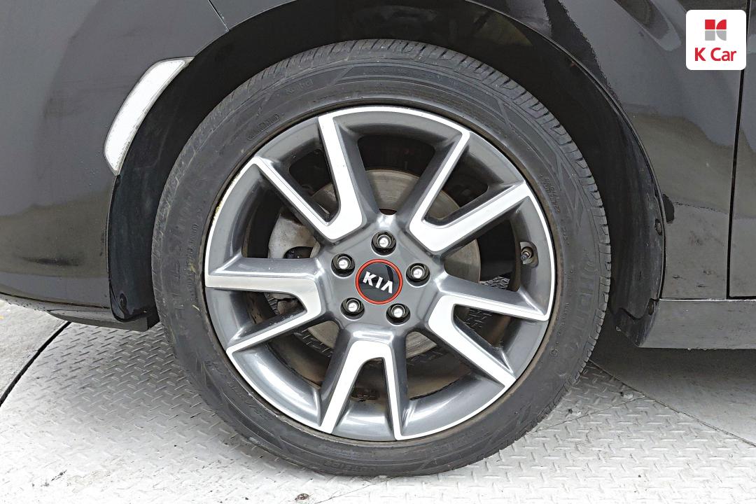 Kia Soul Booster 1.6 T-GDI Noblesse 6