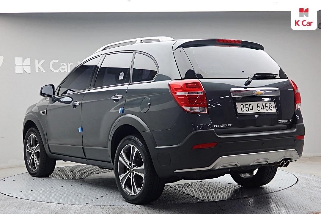 Chevrolet Captiva 2WD LT Deluxe Pack 3