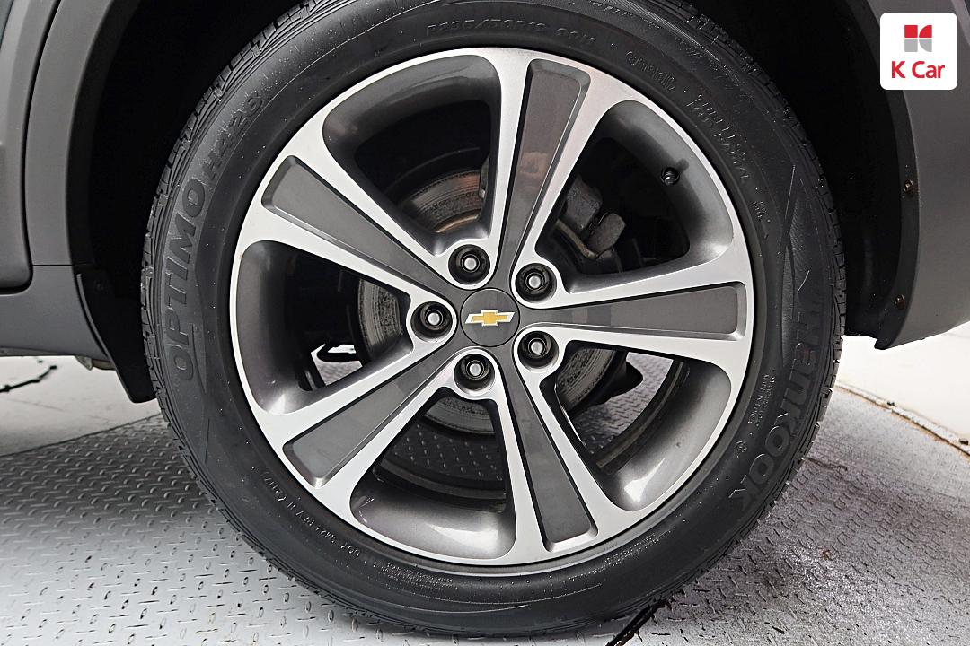 Chevrolet Captiva 2WD LT Deluxe Pack 7