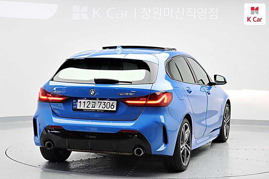 BMW 1 Series F40 Gasoline 2WD 120i M Sport — фото 4
