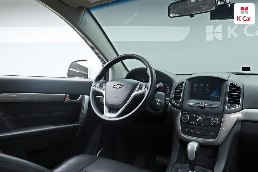 Chevrolet Captiva 2WD LT Deluxe Pack 8