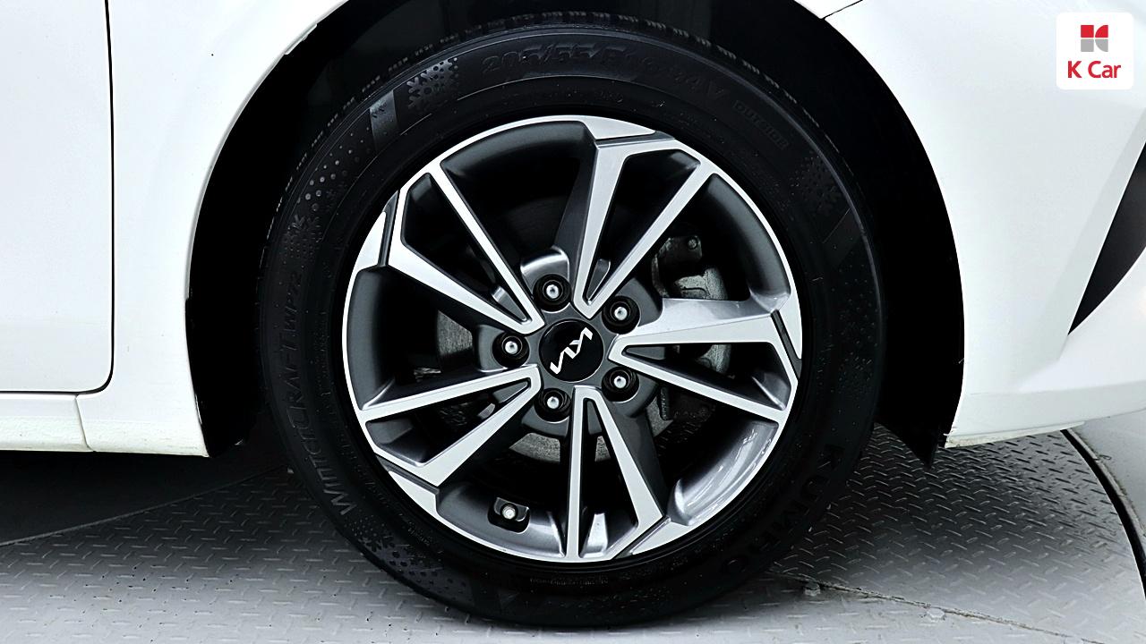 KIA The New K3 1.6 Gasoline