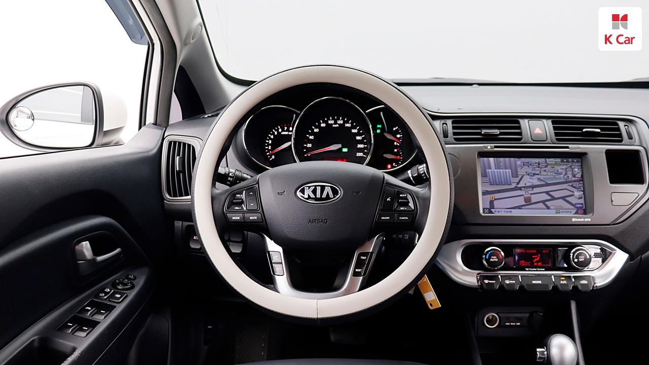 KIA All New Pride 4Door 1.6 GDI