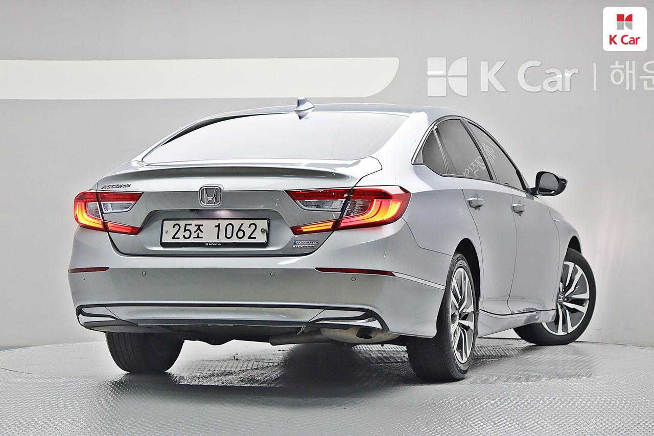 HONDA Accord (10th Generation) 2.0 Hybrid