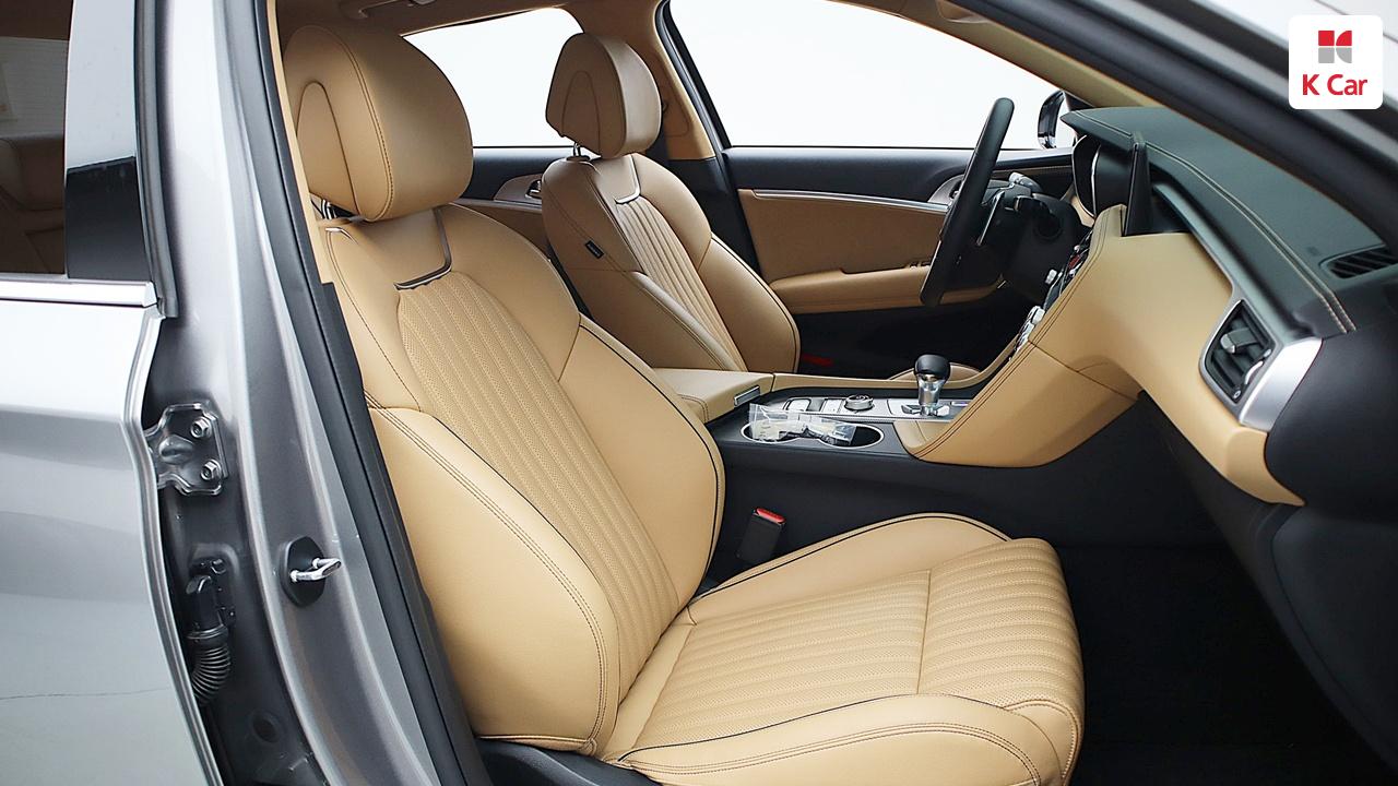 GENESIS The New G70 Gasoline 2.0 Turbo AWD