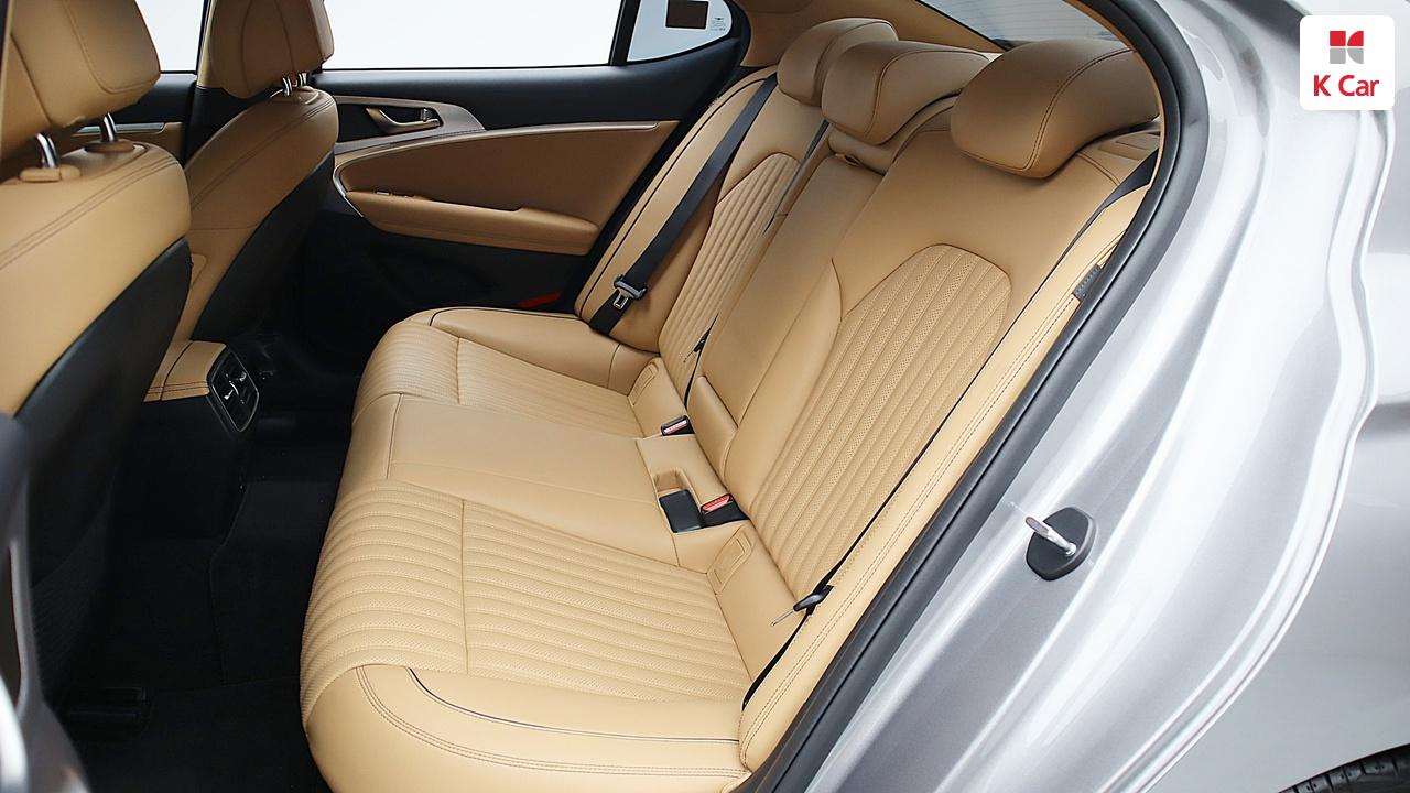 GENESIS The New G70 Gasoline 2.0 Turbo AWD