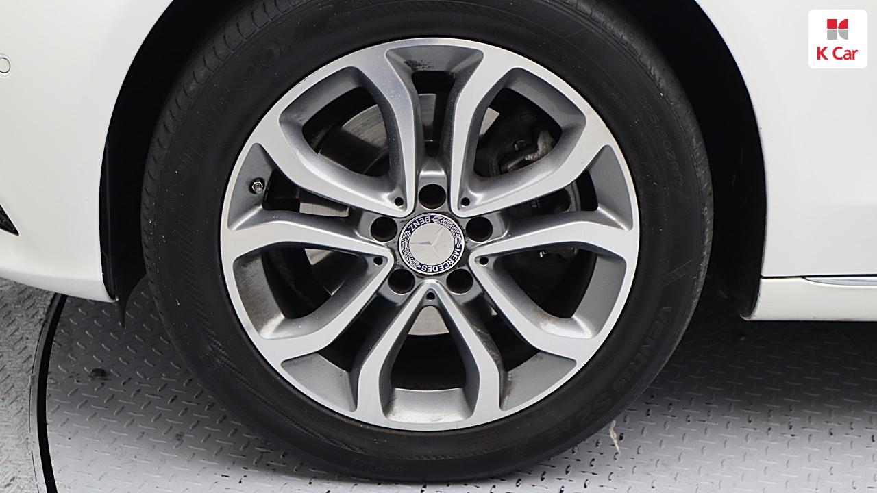 BENZ C-Class (4th Generation) C220 D 4matic