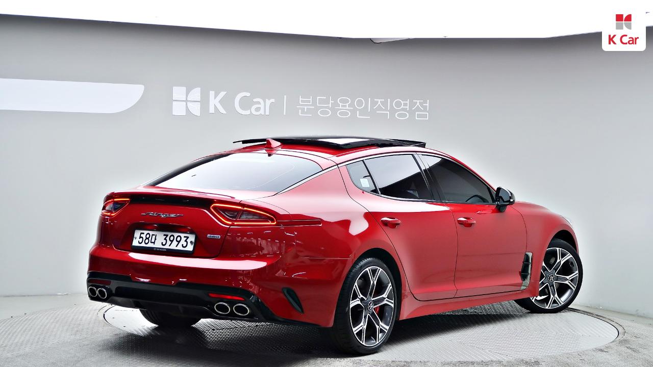KIA Stinger 2.0 Turbo AWD