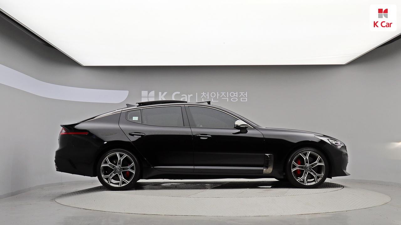 KIA Stinger 2.0 Turbo AWD