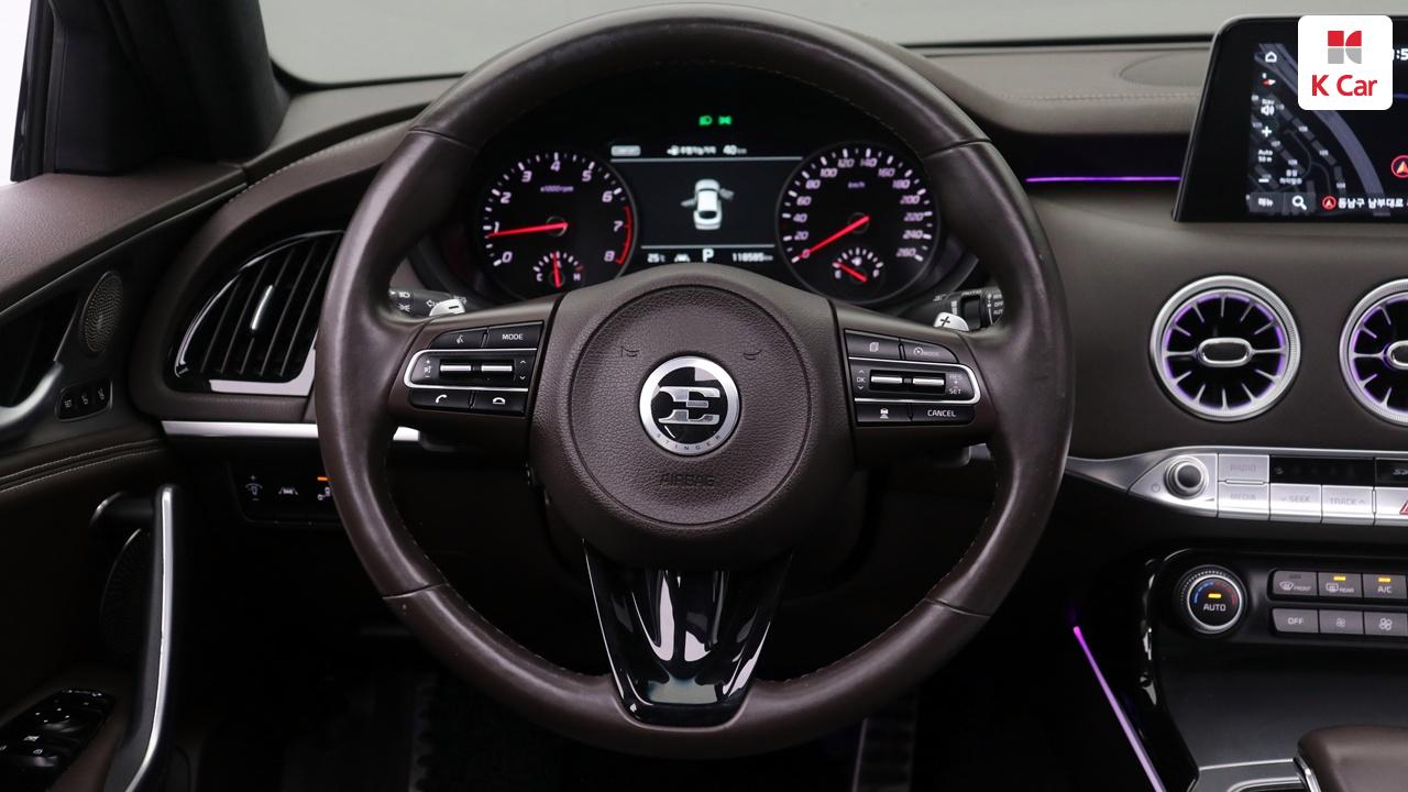 KIA Stinger 2.0 Turbo AWD