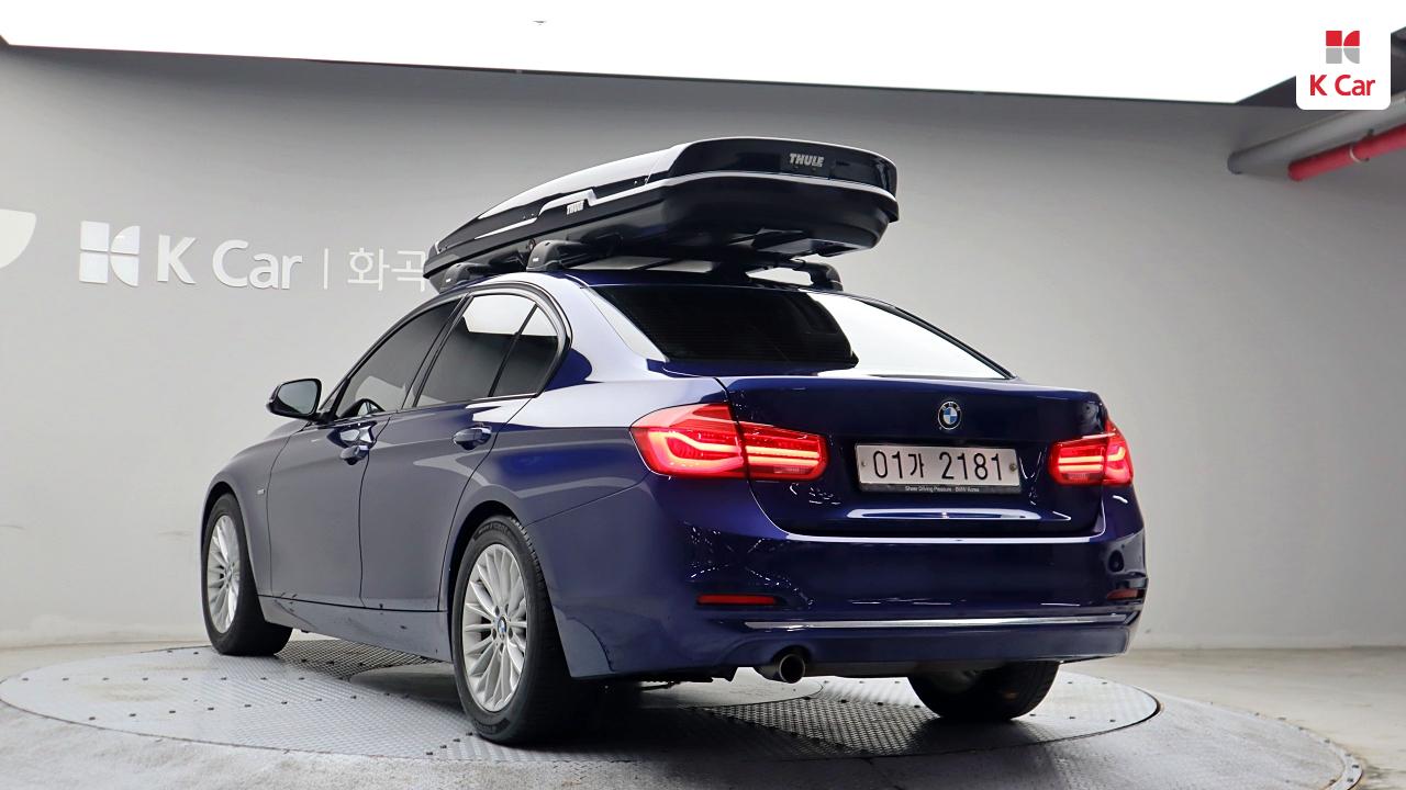 BMW 3 Series (6th Generation) 320i