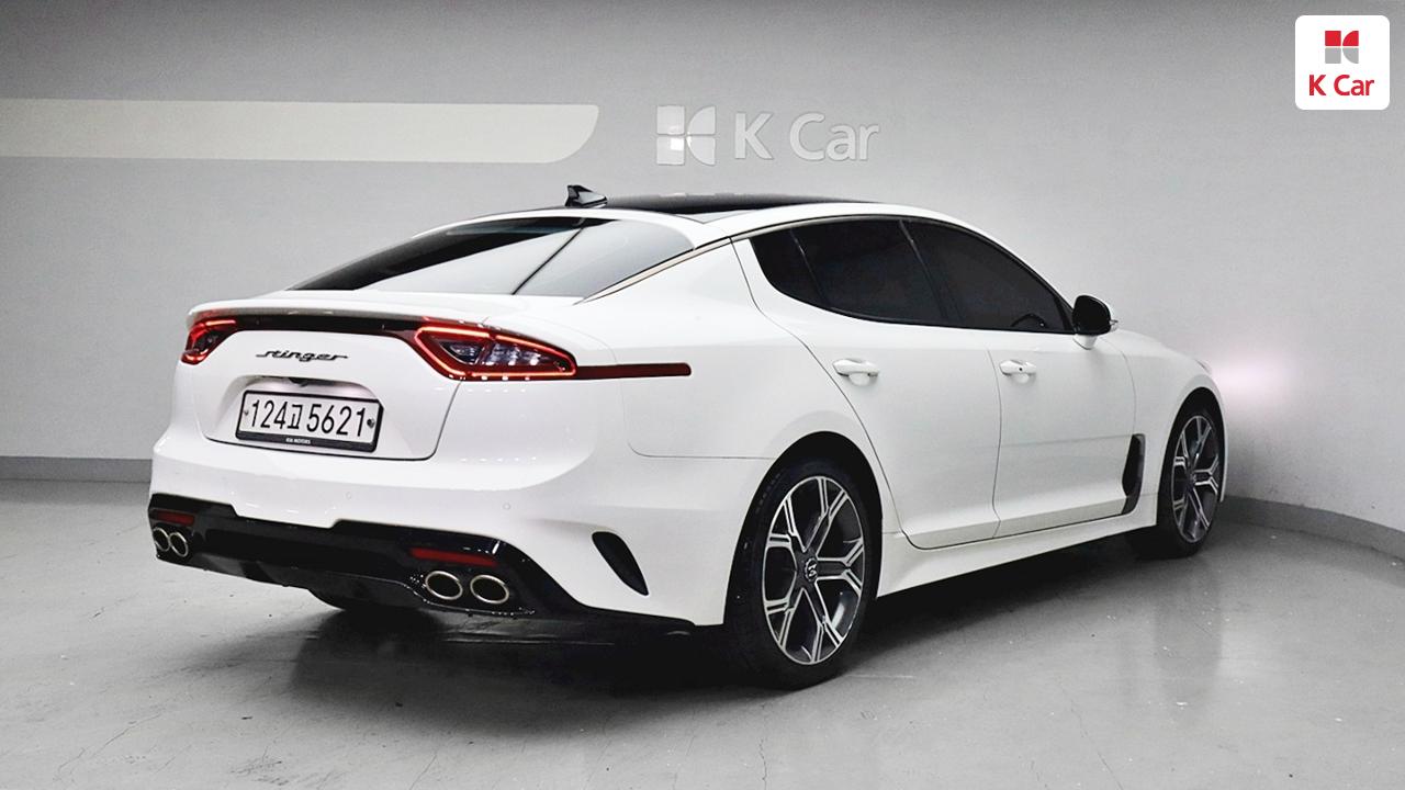 KIA Stinger 2.0 Turbo