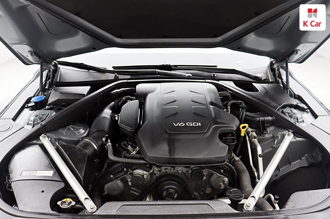 Genesis EQ900 3.8 GDI AWD Premium Luxury 10