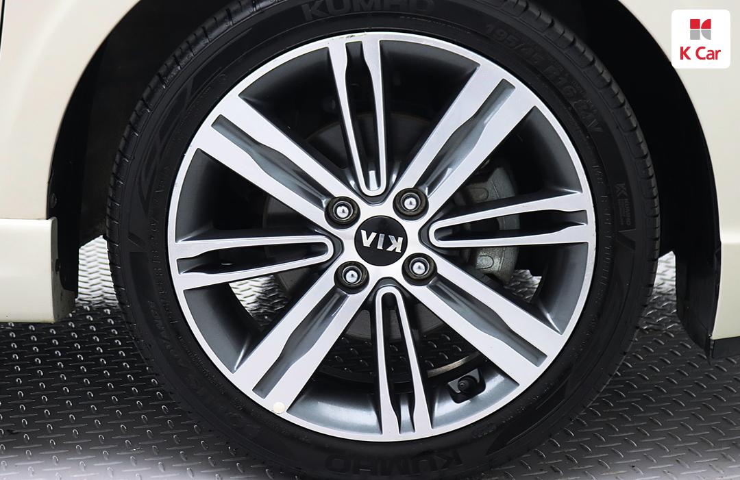 Kia Morning JA Prestige 8