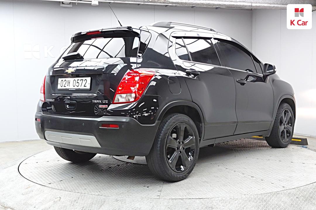 Chevrolet Trax 1.4 Perfect Black 5