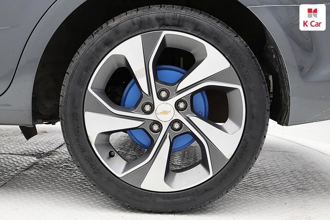 Chevrolet Aveo Sedan 1.4 Turbo LT 7