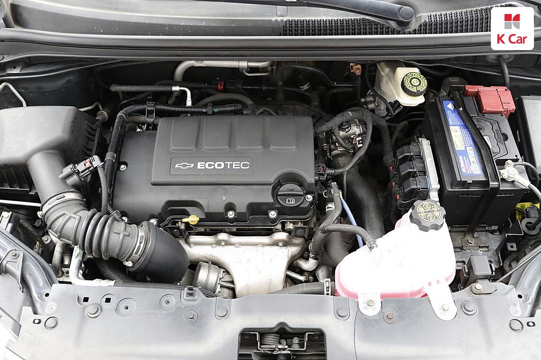 Chevrolet Aveo Sedan 1.4 Turbo LT 10