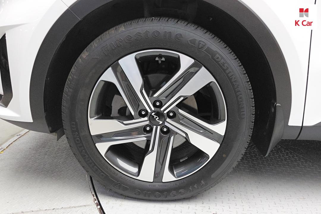 Kia Sorento Hybrid Gasoline Turbo 1.6 2WD Prestige 6