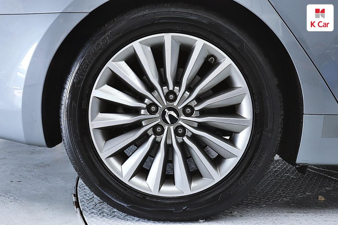 Hyundai Equus New VS380 Premium 9
