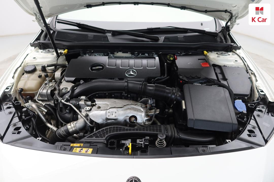 Mercedes-Benz A-Class W177 Gasoline 2WD A220 Sedan 10