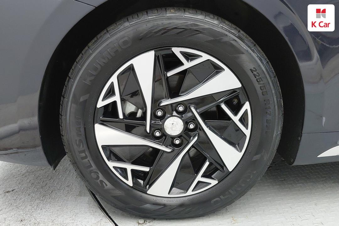 Hyundai Grandeur Hybrid Gasoline 2.4 Hybrid Exclusive 6