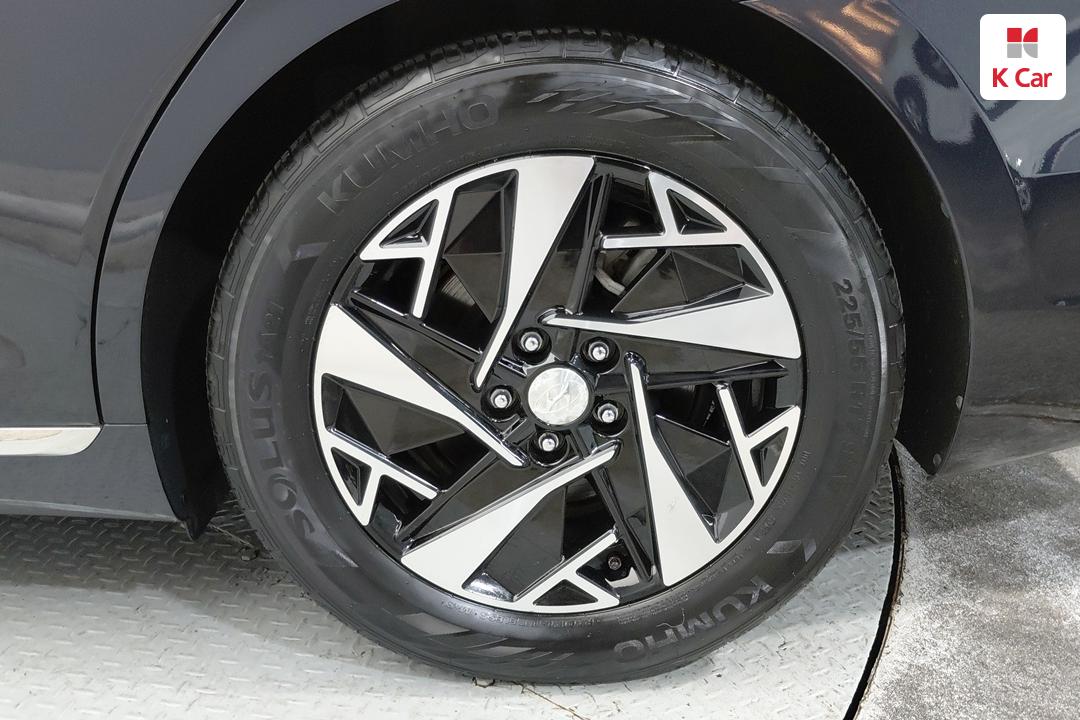 Hyundai Grandeur Hybrid Gasoline 2.4 Hybrid Exclusive 7