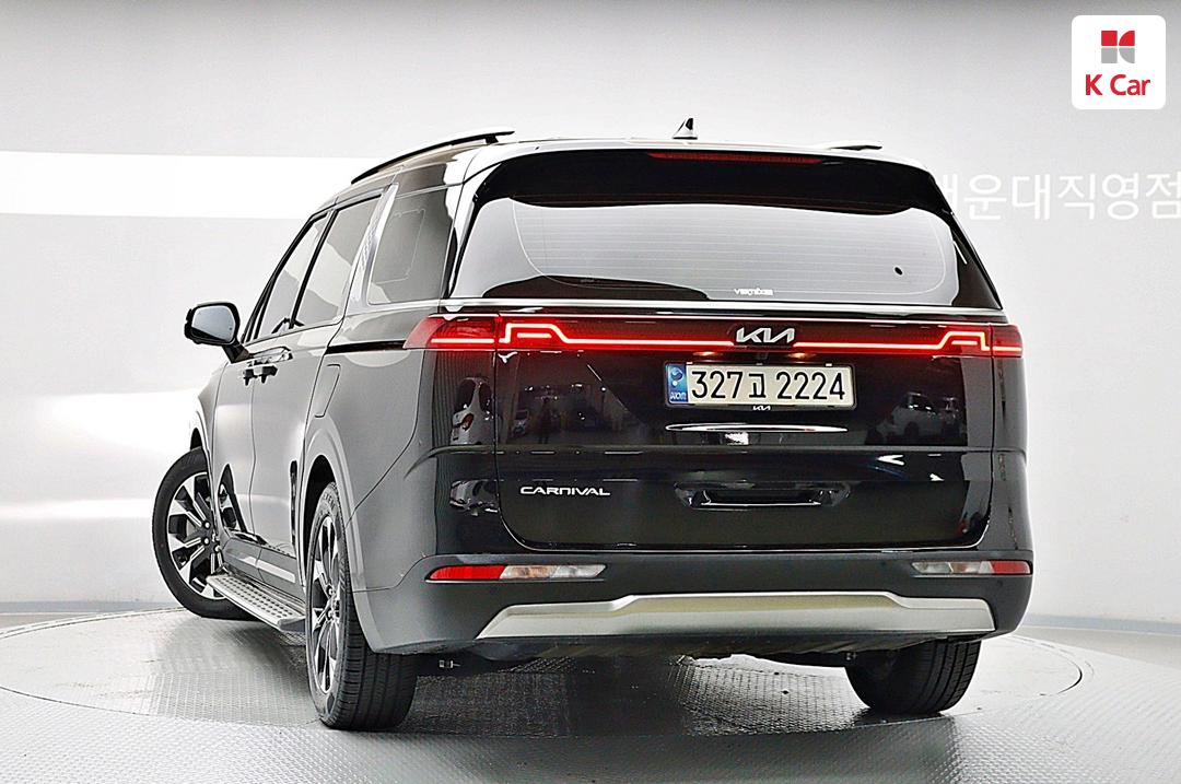 Kia Carnival Diesel 2.2 Signature 3