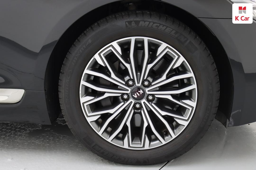 Kia K9 The 3.8 GDI Platinum 8
