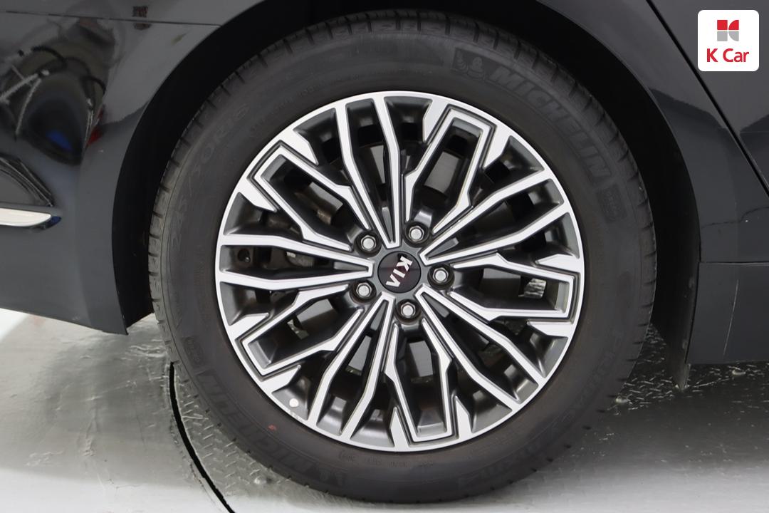 Kia K9 The 3.8 GDI Platinum 9