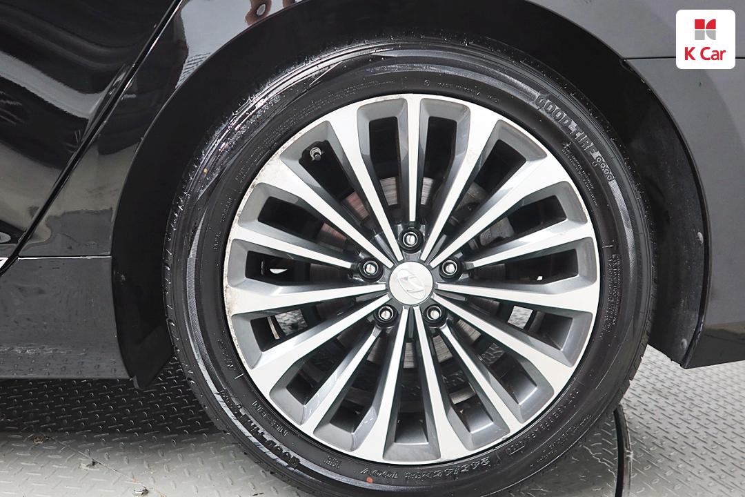 Hyundai Grandeur HG HG300 Exclusive 7