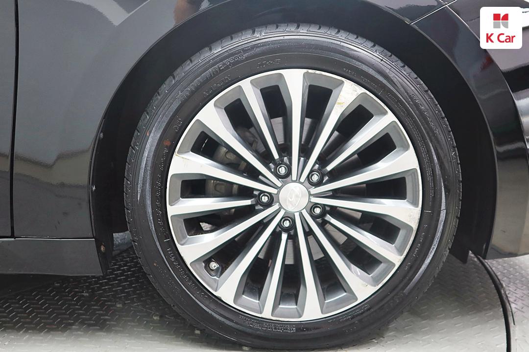 Hyundai Grandeur HG HG300 Exclusive 8