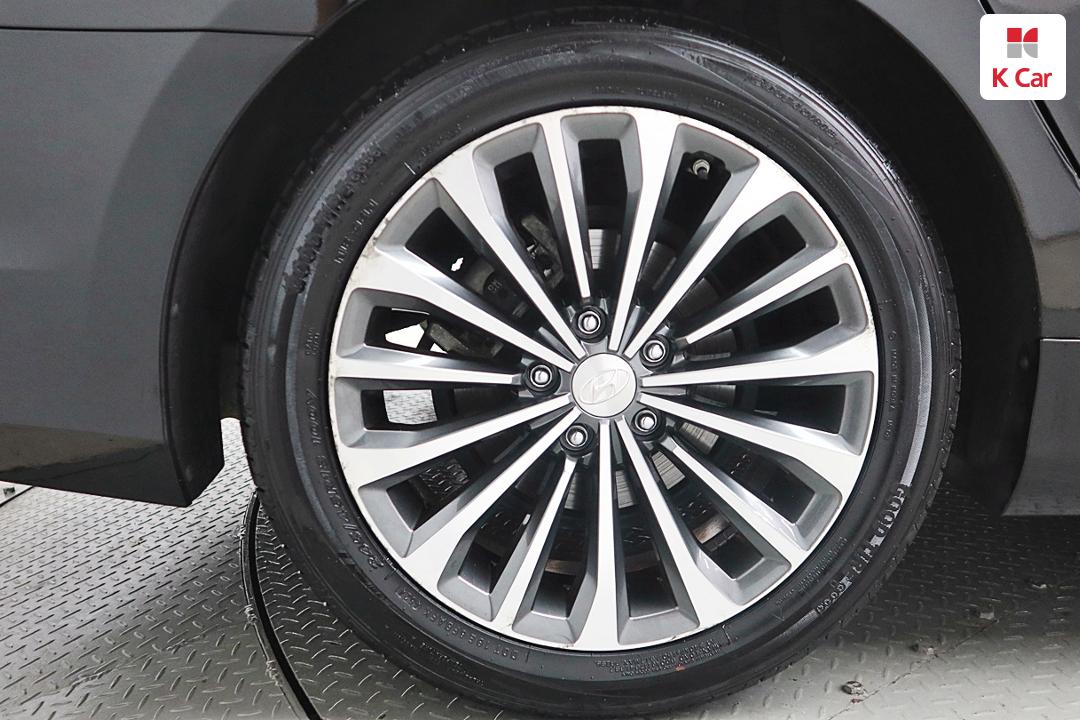 Hyundai Grandeur HG HG300 Exclusive 9