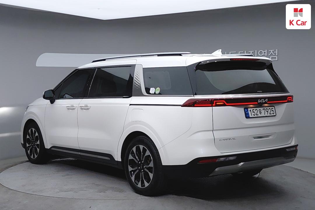 Kia Carnival Gasoline 3.5 Signature — фото 4